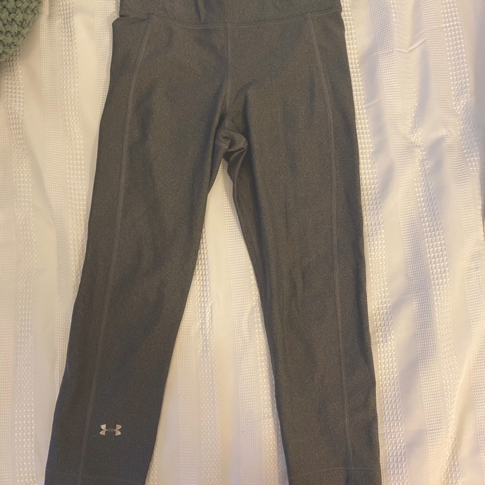Under Armour Cropped Leggings